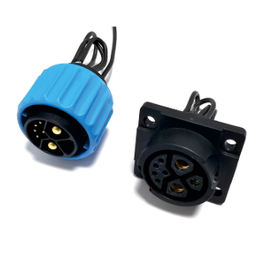 Combined power connector (2+1+5)